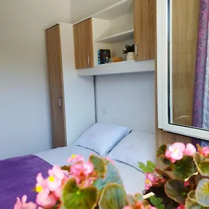 Apartman, And Kata Appartamento