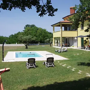  Apartment Villanova