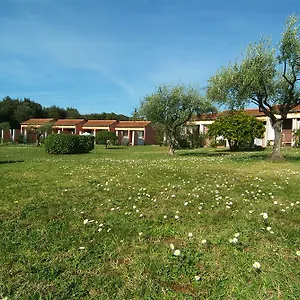 Naturist Park Koversada Villas, Hotell